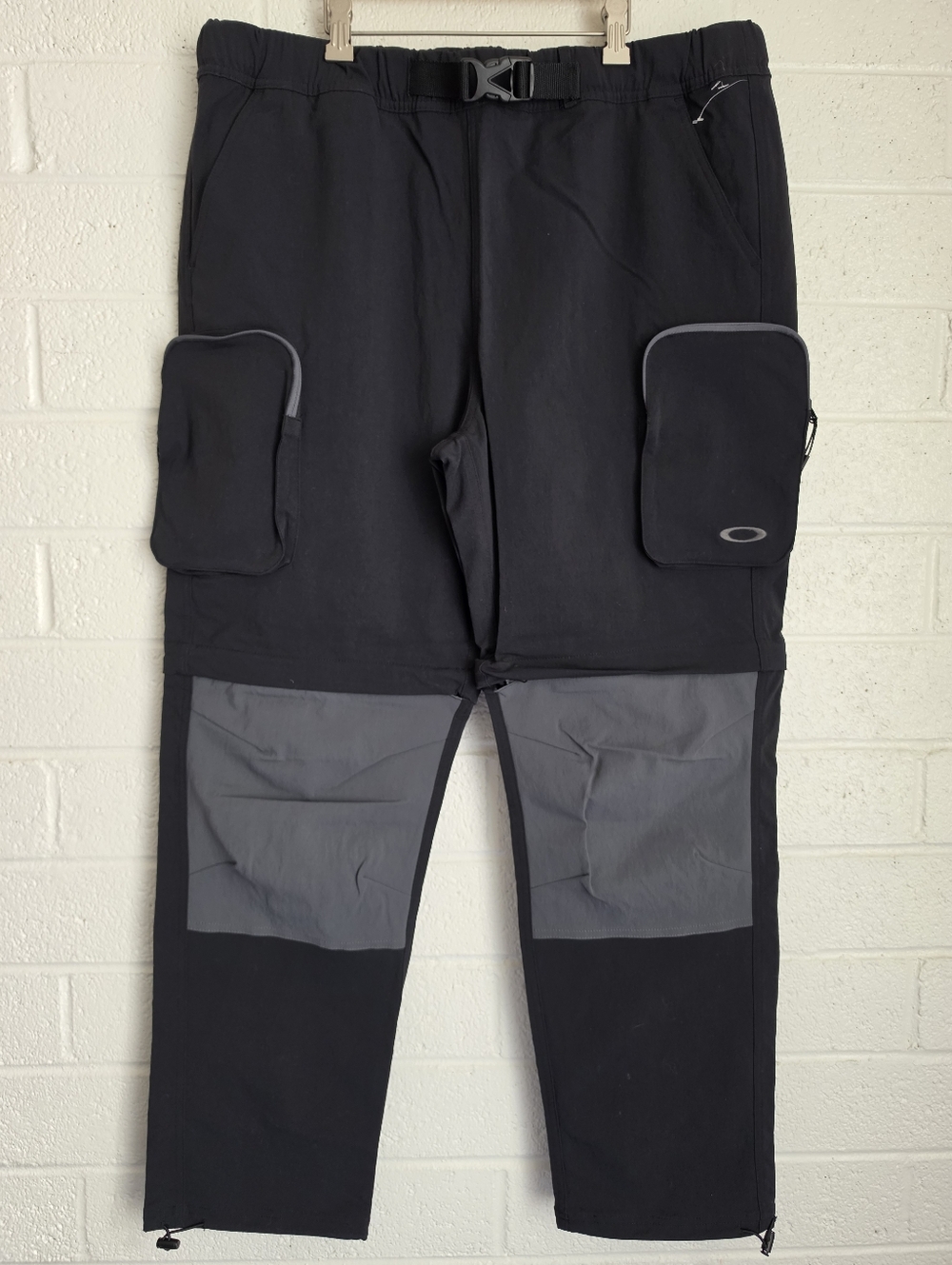 Mens Oakley Latitude Convertible Pants